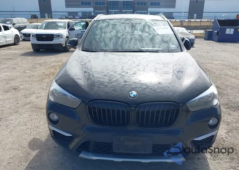 2018 BMW X1 xDrive28I z USA, uszkodzony, nr VIN WBXHT3C3XJ3H32790